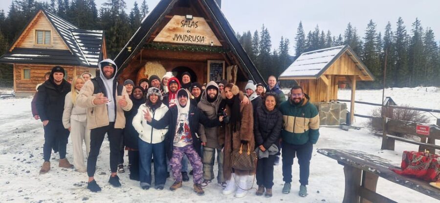 Krakow: Zakopane Cable Car, Vodka, Cheese & Hot Springs Tour - Chochołów and the wooden village vibe: culture first, before the party stops