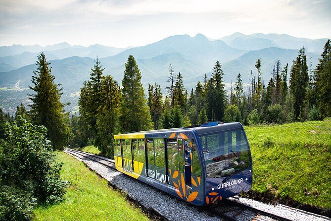 Krakow: Zakopane & Hot Springs Tour with Cable Car (Hotel Pickup) - Morning pickup in Krakow: early start, simple flow