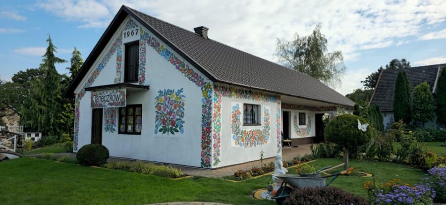 Krakow: Zalipie Village Tour - First Stop: The Drive East from Kraków to Zalipie