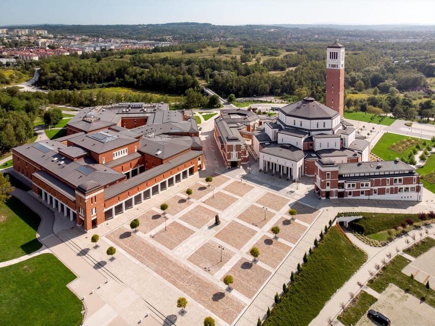 Łagiewniki-Sanctuary of Divine Mercy and John Paul II - Hotel pick-up, a 5-hour pace, and why it helps