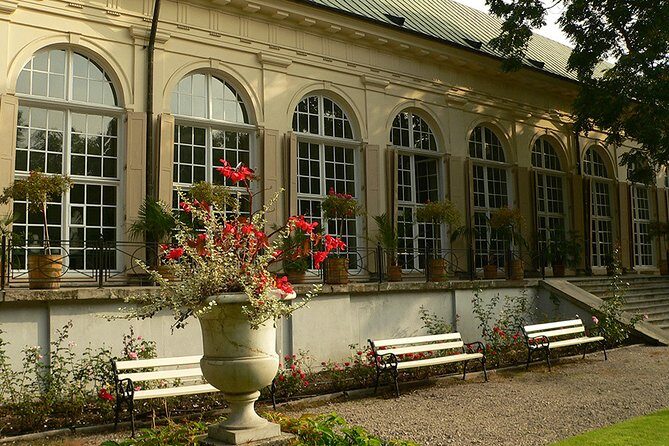 Lazienki Park + Museum of King Jan III's Palace at Wilanow:Small group /Pick-up/ - Łazienki Park: 80 Hectares of Palaces, Monuments, and Seasonal Mood