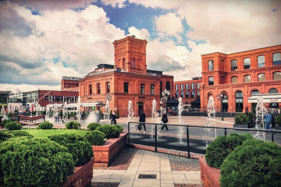 Lodz: Jewish Heritage Private Tour - Litzmannstadt ghetto area: learning the history where you stand