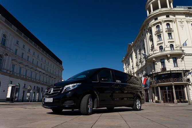 Luxury Warsaw Chopin Airport Transfer by private Minivan car - The Ride Itself: Air-Conditioned Mercedes Comfort (and Small Perks)