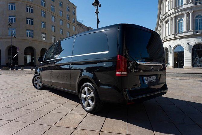 Luxury Warsaw Chopin Airport Transfer by private Minivan car - Flight Monitoring and the Included Waiting Hour