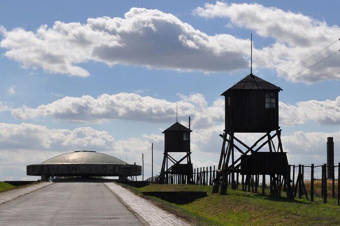 Majdanek - German camp from II World War - Private Tour - 1 DAY TRIP FROM WARSAW - Start time and what it means for your body