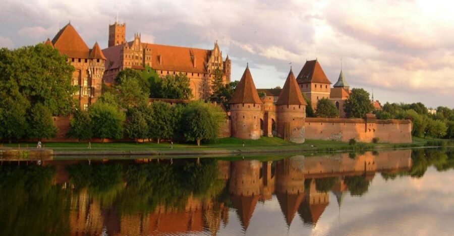 Malbork Castle Tour: 6-Hour Private Tour - Key Highlights You’ll Feel Right Away