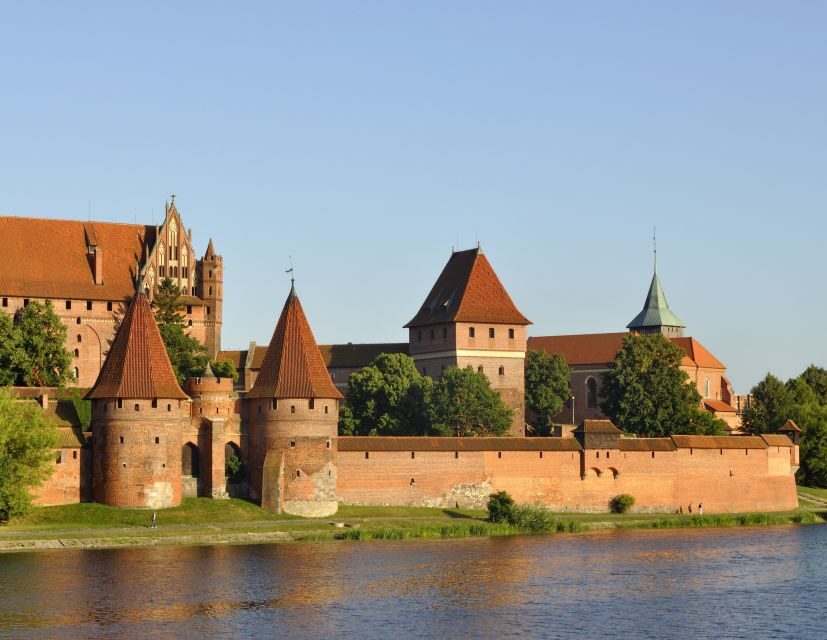 Malbork Castle Tour: 6-Hour Private Tour - Why Malbork Castle Hits Harder Than You Expect