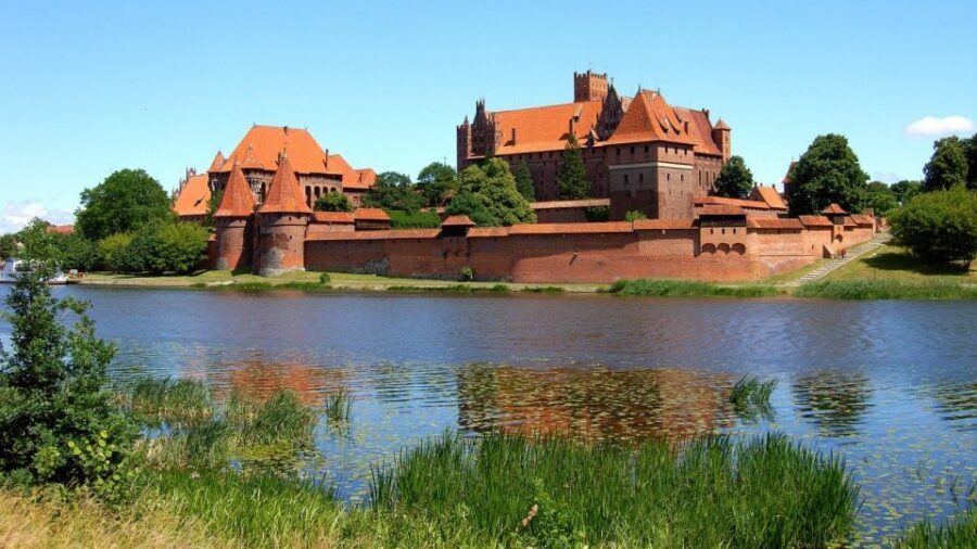 Malbork Castle Tour: 6-Hour Private Tour - Gothic Fortress Facts That Actually Help You See the Place