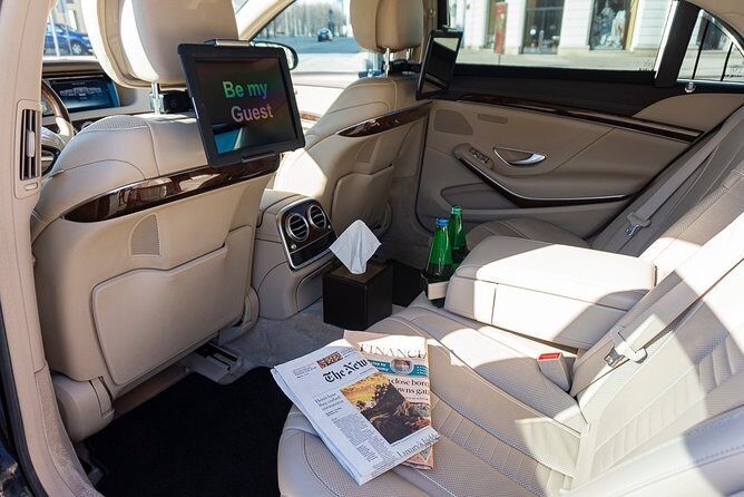 Mercedes with a driver at your disposal in Warsaw (4-8-12 hours) - The driver experience: English help and local know-how