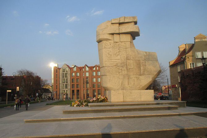 Museum of the Second World War Gdansk Private Tour & Tickets - Skip-the-line Museum of the Second World War: what 2 hours can cover
