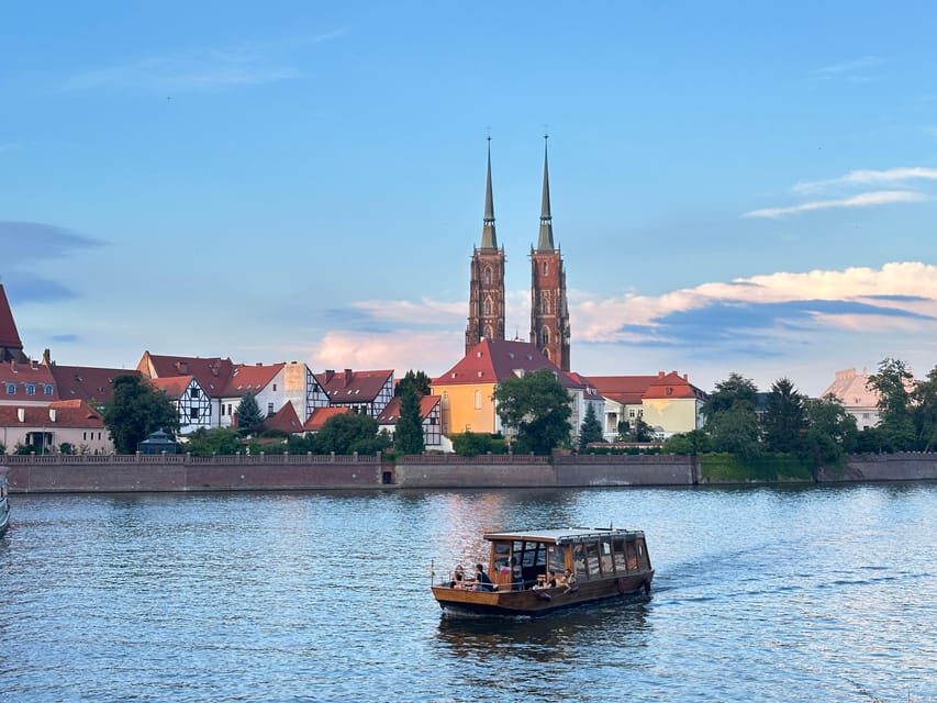 Night tour through Wroclaw - Hansel and Gretel cottages: a romantic photo moment with a point