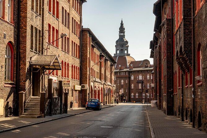 Nikiszowiec Industrial District Private Tour - Nikiszowiec in 2 hours 45 minutes: what $93.45 buys you