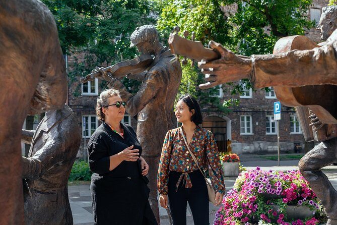 Off the Beaten Track in Warsaw: Private City Tour - Meeting at Floriańska 3: getting oriented before you go off-route