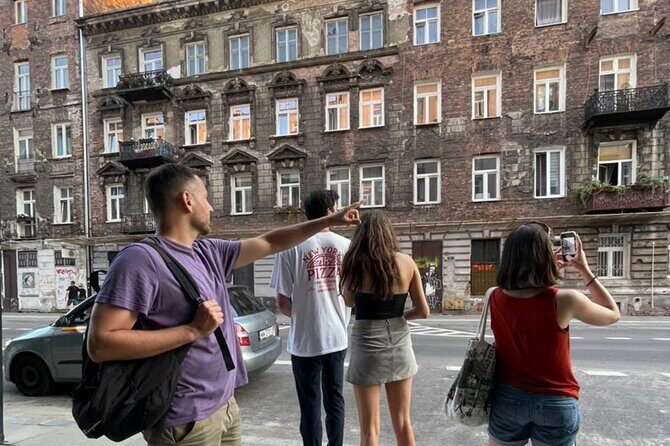 Offbeat Warsaw: Explore the Edgy & Artsy Praga District - Price and what you really get for about $42