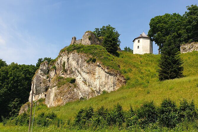 Ojców National Park and Ogrodzieniec Castle Tour from Krakow - What to Pack for This Castles-and-Park Day