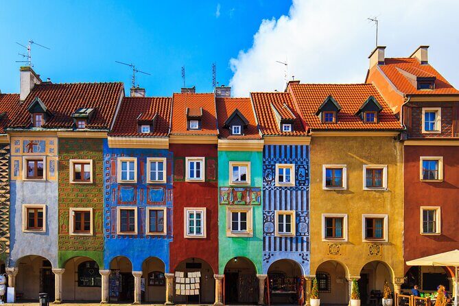 Old Town Poznan Walking Tour - Poznan Royal Castle: Gothic, Renaissance, Baroque in one visual lesson