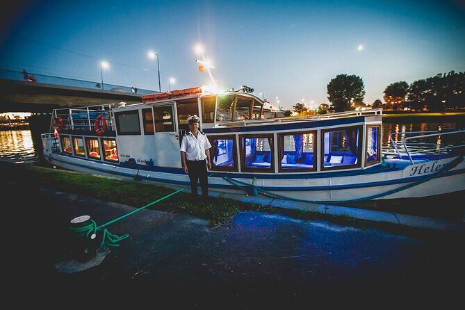 One Hour River Cruise in Krakow - Zwierzyniec and Other Riverside Stops: Small, Fast Glimpses