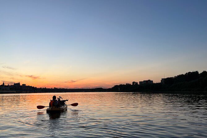 Packrafting / Kayaking Vistula River, Warsaw - Port Czerniakowski to Stadion Narodowy: the river-level view of Warsaw’s stadium energy