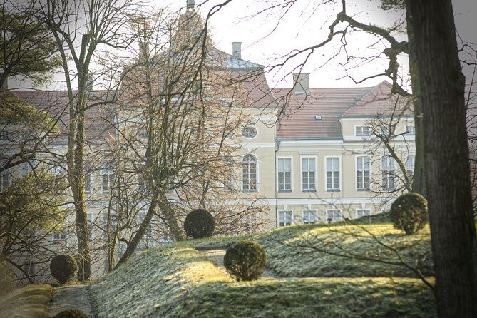 Palace, Castle and Ancient Oaks - Rogalin and Kórnik guided tour from Poznan - Why Rogalin and Kórnik work so well from Poznan