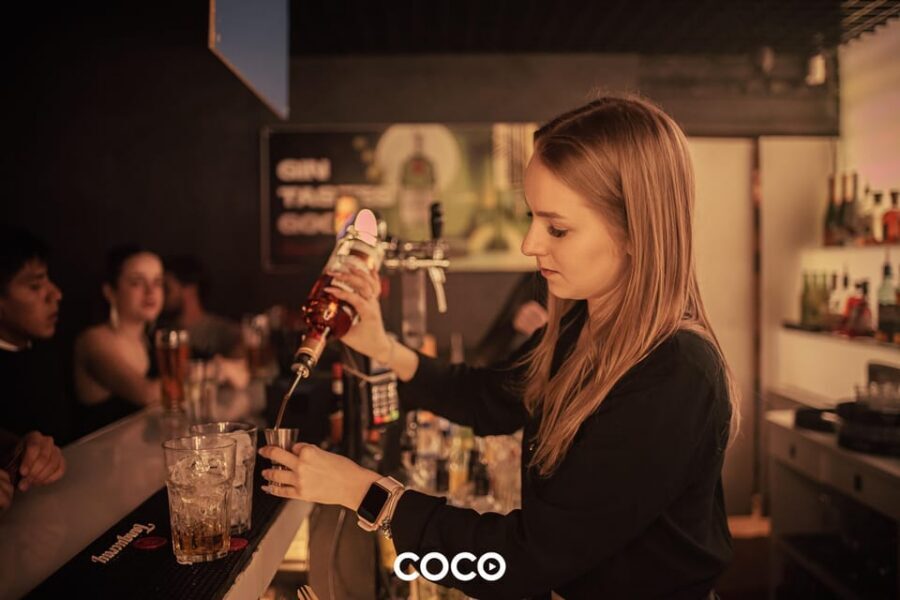 Party Ticket COCO Music Club Cracow - Walking In Fast: Welcome Drink + Out-of-Turn Entry