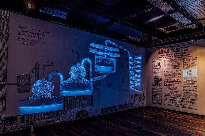 POLIN Museum + KONESER Polish Vodka Museum: SMALL GROUP TOUR /inc. Pick-up/ - KONESER Polish Vodka Museum: guided tasting meets history