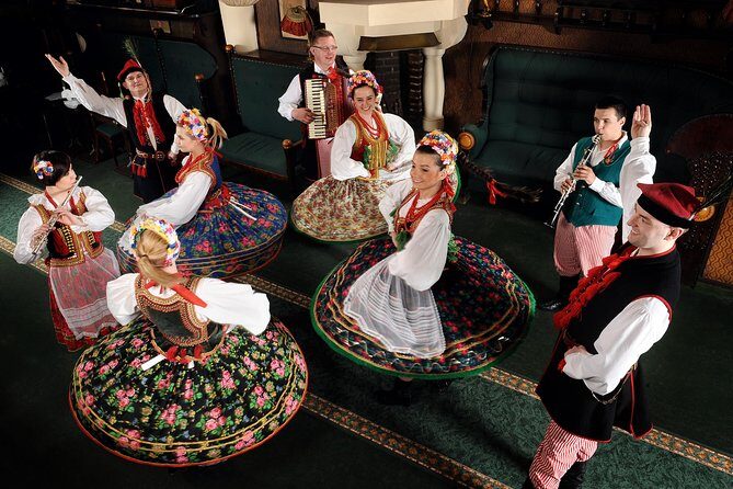 Polish Folk Show with 3 course dinner in Krakow legendary restaurant - Michalik’s Cave: The Easy, Lively Start in Central Krakow