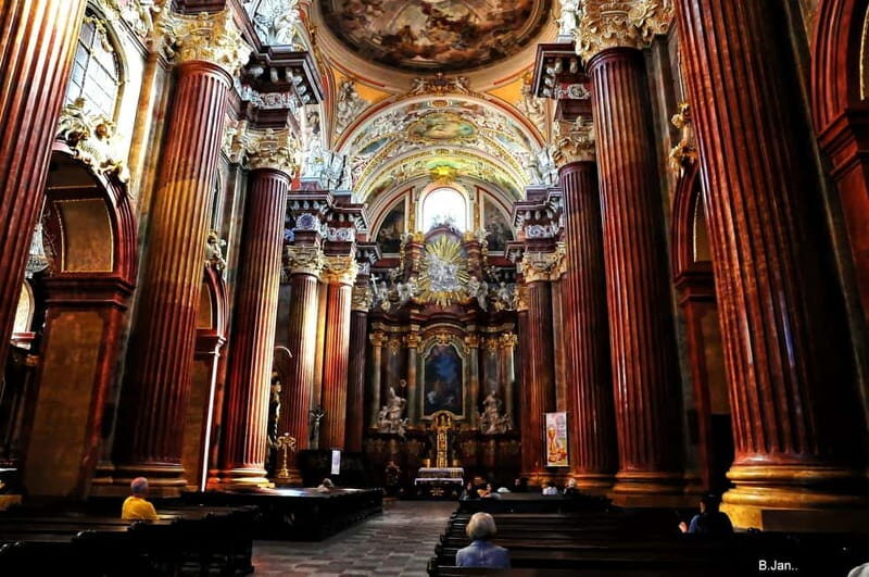 Poznan Old Town and Top Attractions Private Walking Tour - Key highlights that make this tour worth your time