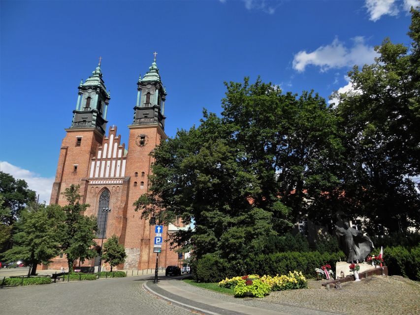 Poznan Private City Walking Tour from Cathedral Island - Private group experience: why the pacing feels right