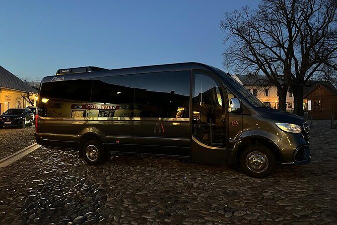Private Airport Transfer from/to Krakow Balice Airport - Who should book this transfer