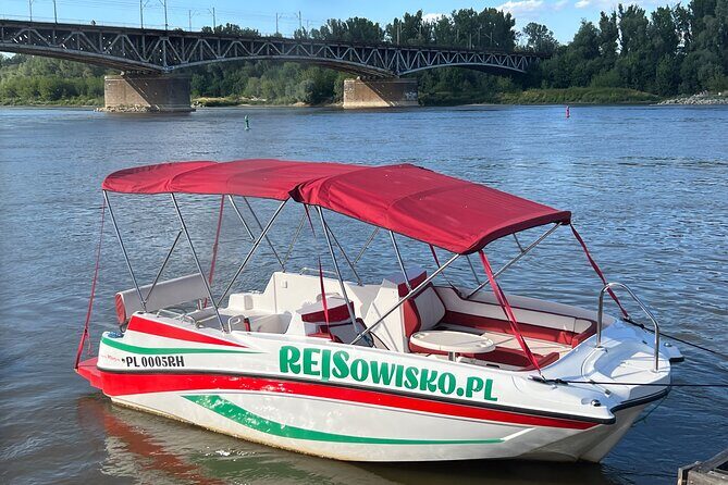 Private Cruise on Vistula in Warsaw for 9 with our Helmsman - What to Bring on Board (And How to Avoid Common Headaches)