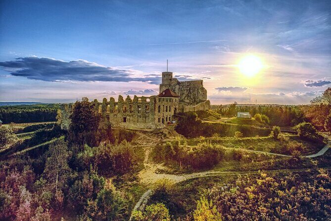 Private Guided Tour to Trail of the Eagles Nests from Krakow - Quick hits before you go