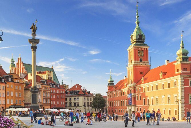 Private Tour: Warsaw best of 3-Hour Sightseeing Tour - Łazienki Park, from 17th-century baths to peacock sightings