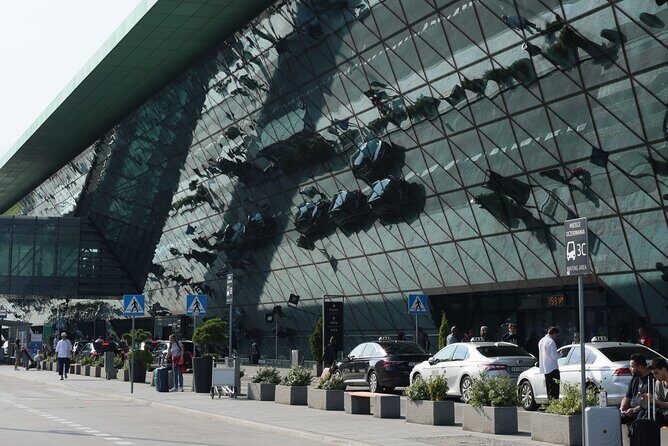 Private Transport from Airport to Krakow City Center Vice Versa - From Krakow Airport to Your Hotel: How the Meet-and-Greet Works