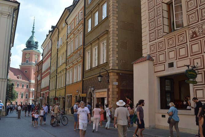 Private walking tour: all about Warsaw - Why a private Warsaw walk beats self-guided