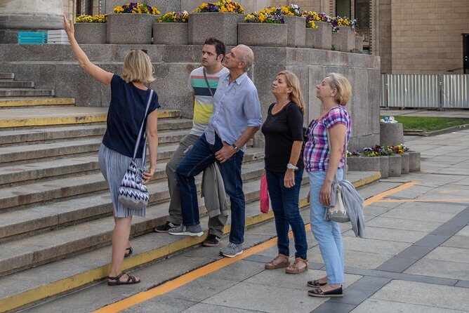 Private walking tour: all about Warsaw - Presidential Palace and the Tomb of the Unknown Soldier: short stops with big meaning