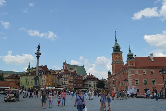 Private walking tour: all about Warsaw - Palace of Culture and Science: the communist-era icon as a final stop