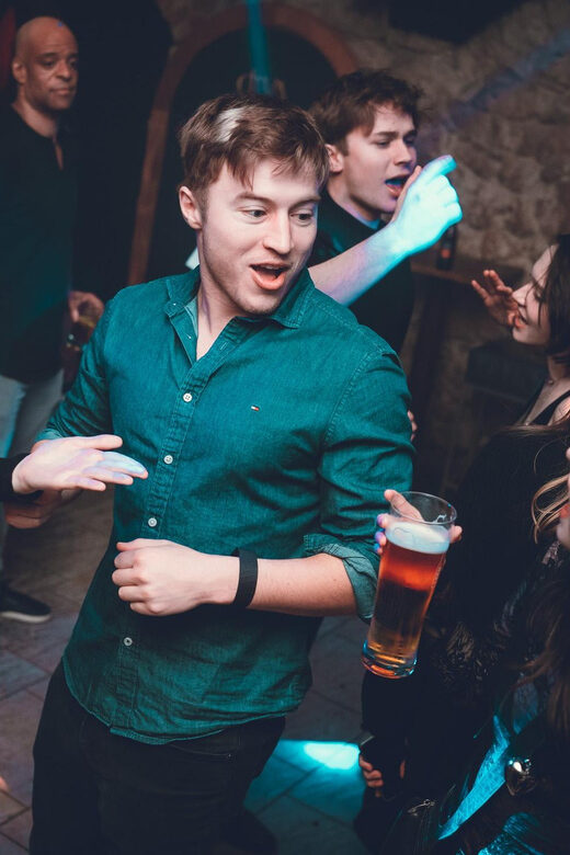 Pub Crawl - 1-hour Open Bar then Vip to 5 Clubs - Krakow - The Late-Overnight Factor: Final Club Around 3 AM