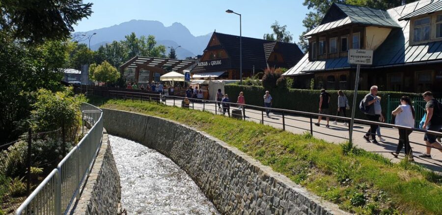 Rafting on Dunajec & Zakopane Tour – Day Trip from Krakow - Dunajec River Rafting in Pieniny: Calm Water, Real Scenery