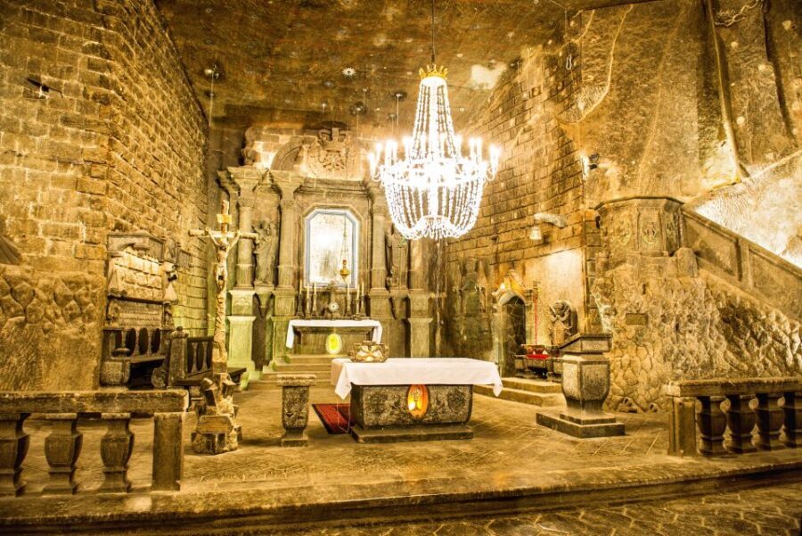 Salt Mine Wieliczka & Lunch & Schindler’s Factory Tour - Getting From Krakow to Wieliczka: Comfortable Transfers, Real Timing