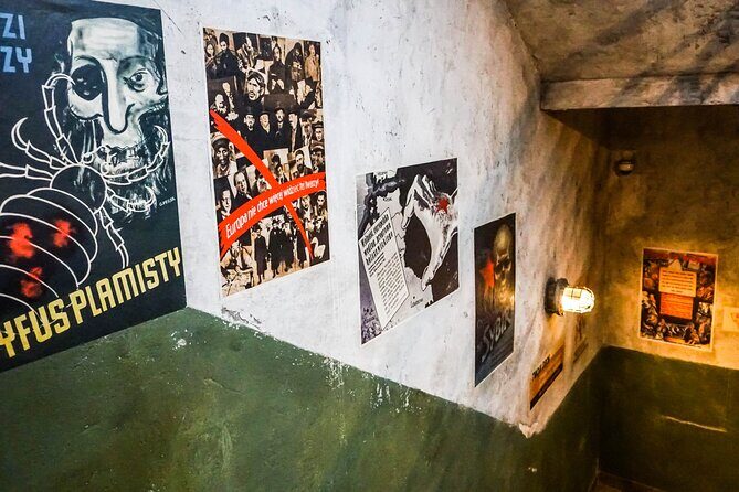 Schindler's Factory Guided Tour - Guide-led storytelling: what past guides are known for