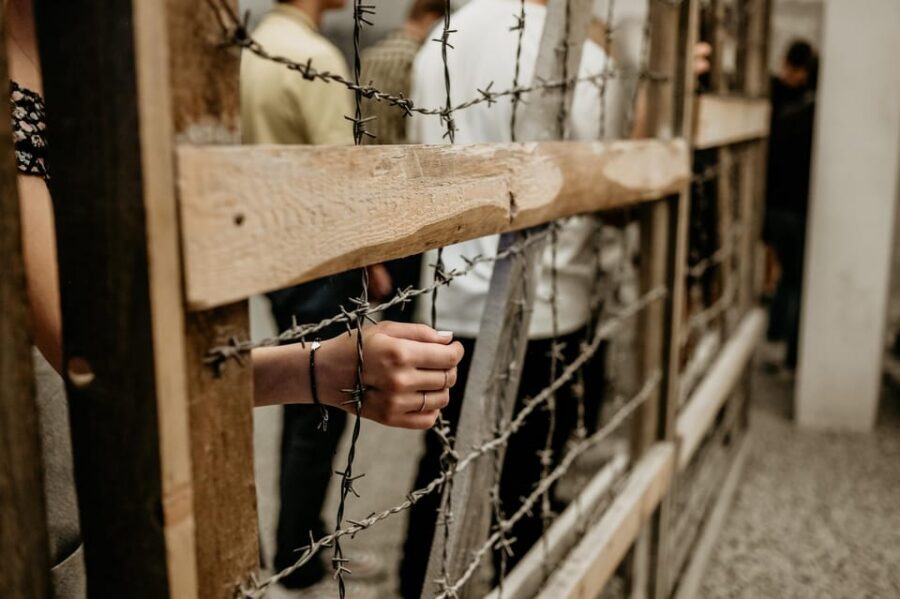 Schindler's Factory Museum in Krakow - Guided Tour - Language Choices: A Tour That Can Meet You Where You Are