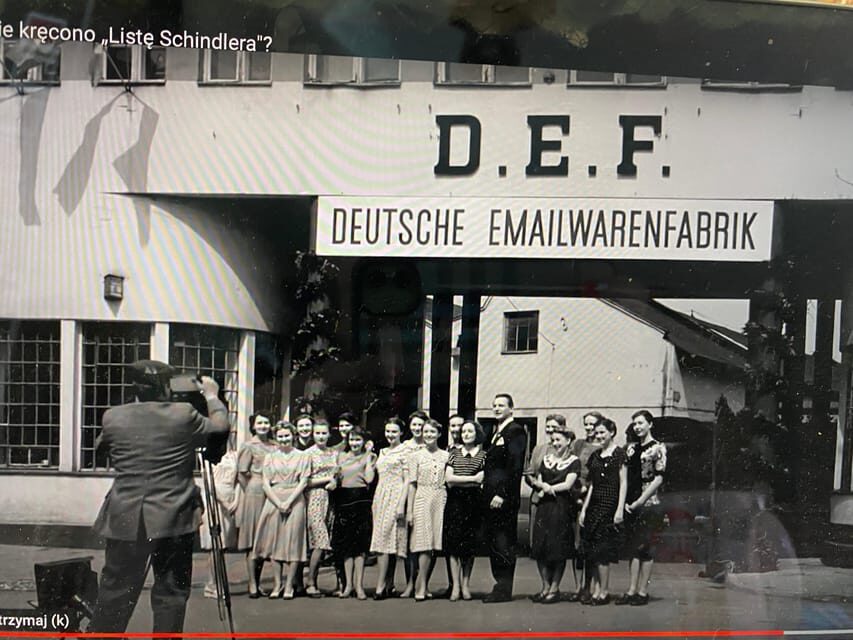 Schindler's List Movie Tour: Historic Sites & Film Location - Where the movie meets the streets: Kazimierz and Podgórze on foot