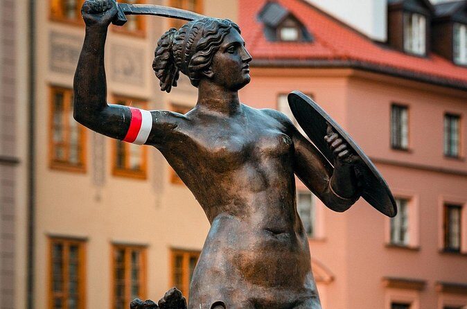 Self Guided Legends and Uprisings Walking Tour of Warsaw - Castle Square and the Rebuilt City in Your Earbuds (Plac Zamkowy)