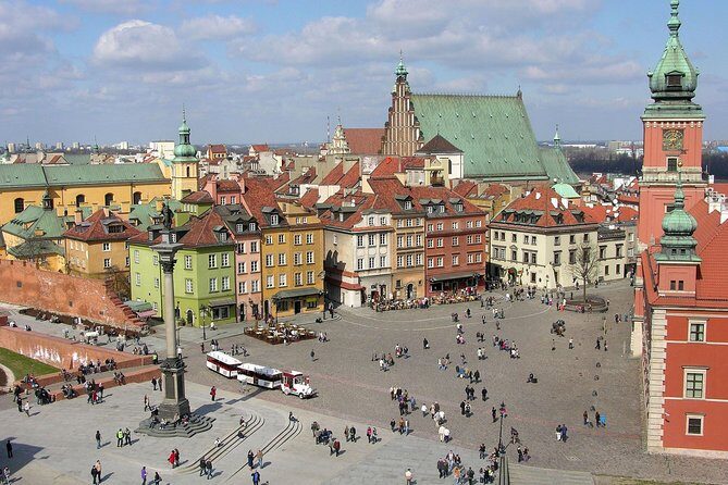 Skip-the-Line Warsaw Royal Castle Private Guided Tour - What skip-the-line access really buys you at the Royal Castle