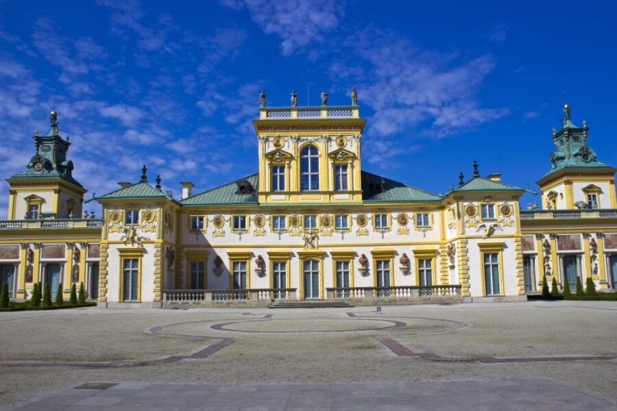 Skip-the-Line Wilanow Palace and Gardens Private Tour Warsaw - Meeting point reality: where to start