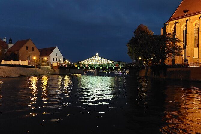 Small Group Boat Tour in Wroclaw - Wrocław Dwarfs Rowers: your closest-up moment