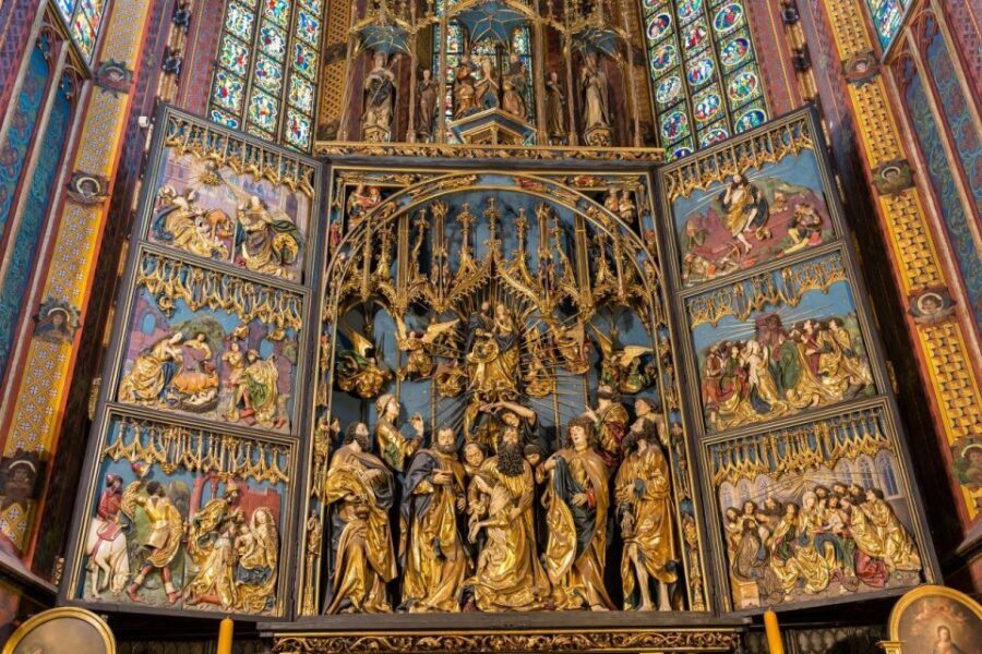 St. Mary's Basilica and more - a short walk with a guide - The Church Stories You Hear: Bugle Call, Convicts’ Chapel, and Life vs. Death