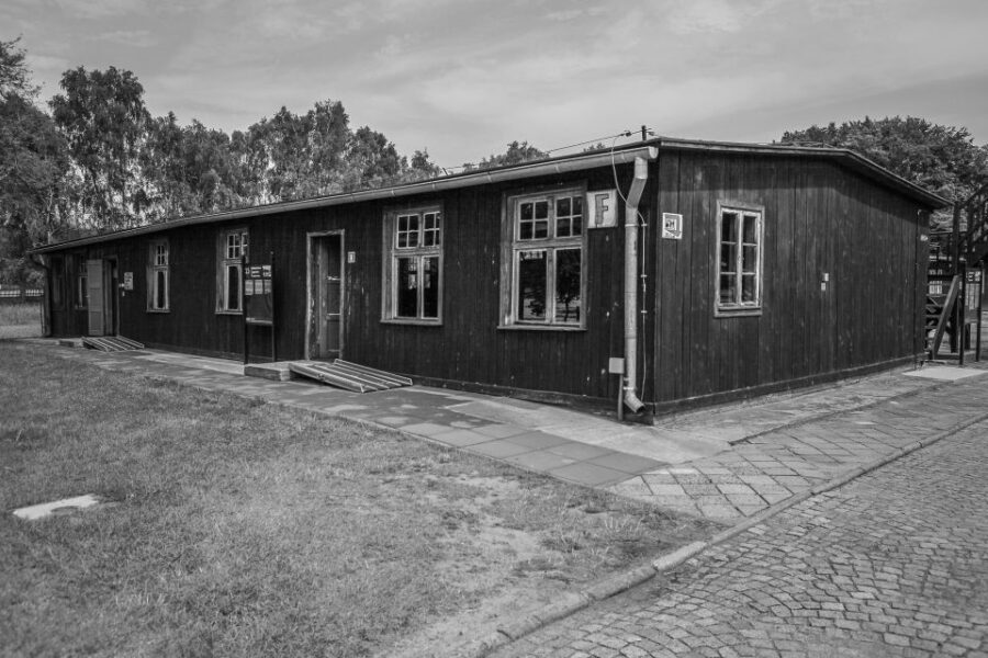 Stutthof Concentration Camp Half-Day Private Tour - The Commander’s Villa: A Cold View of Power