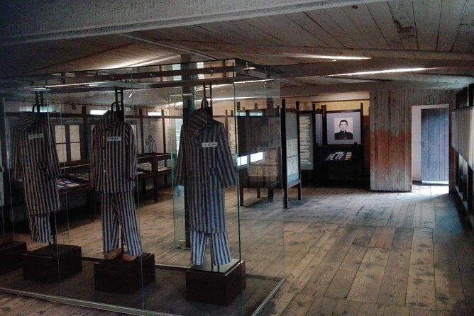 Stutthof Concentration Camp Regular Tour from Gdansk - Door-to-door pickup from Gdansk: timing and what to expect