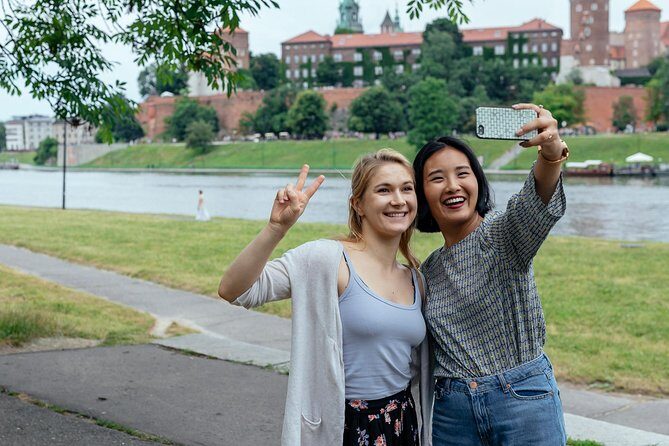 The Heart of Krakow: Old Town & Wawel Castle Private Tour - How to get the most from a 1 hour 30 minute format